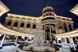 تالار پذیرایی قصر وصال