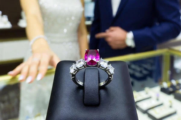 نکات مهم هنگام خرید حلقه نامزدی