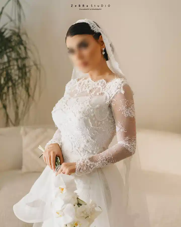 مزون لباس عروس کویین لند