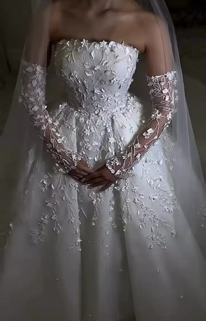 مزون لباس عروس بهار عامری